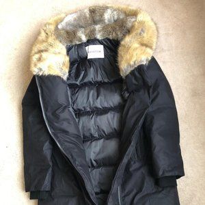 Aritzia Black Snow Jacket with Fur Trim